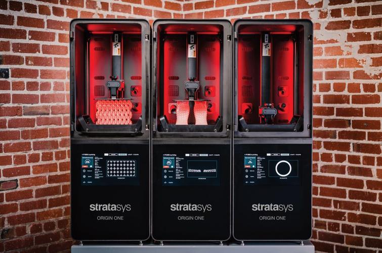 Stratasys推出复合材料3D打印设备、6种新材料及软件，全面拓展工厂车间应用
